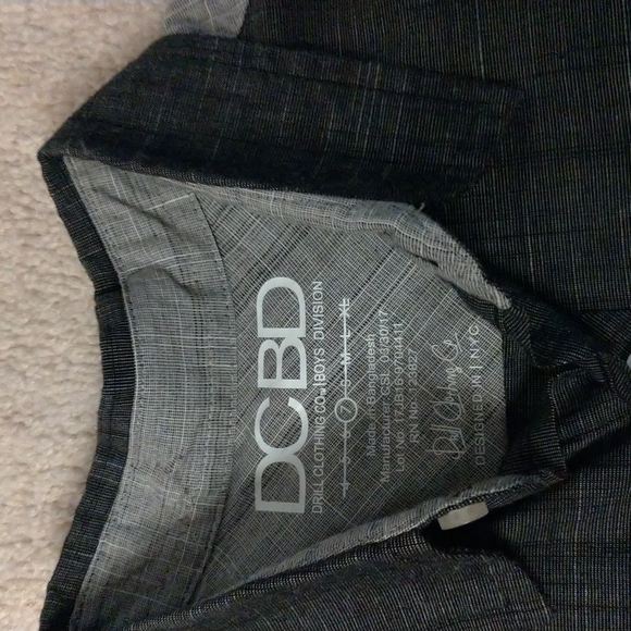 Boys size 7 button down shirt - Picture 2 of 3